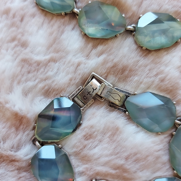 Chloe + Isabel Northern Mist necklace and bracelet set - Picture 7 of 12